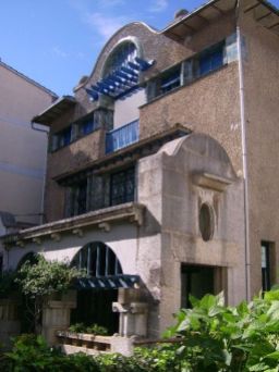 Vista lateral de la façana de la casa Masramón, s. d. (Foto: https://ca.wikipedia.org)