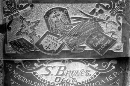 Rètol de propaganda fet amb marbre, c. 1928 (ACGAX. Fons: Sadurní Brunet Pi. Autor: Sadurní Brunet)