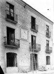 Vista general de can Sorribas, a Sant Jaume de Llierca, 1917. (ACGAX. Fons Sadurní Brunet Pi. Autor: Sadurní Brunet)